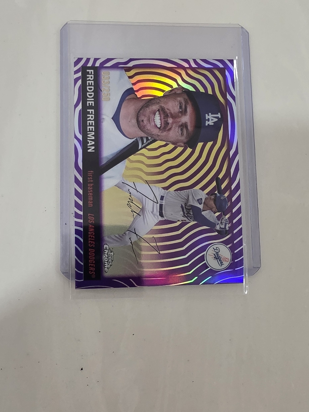 2025 Topps Chrome Freddie Freeman LAD Purple Vibrations Refractor 33/250